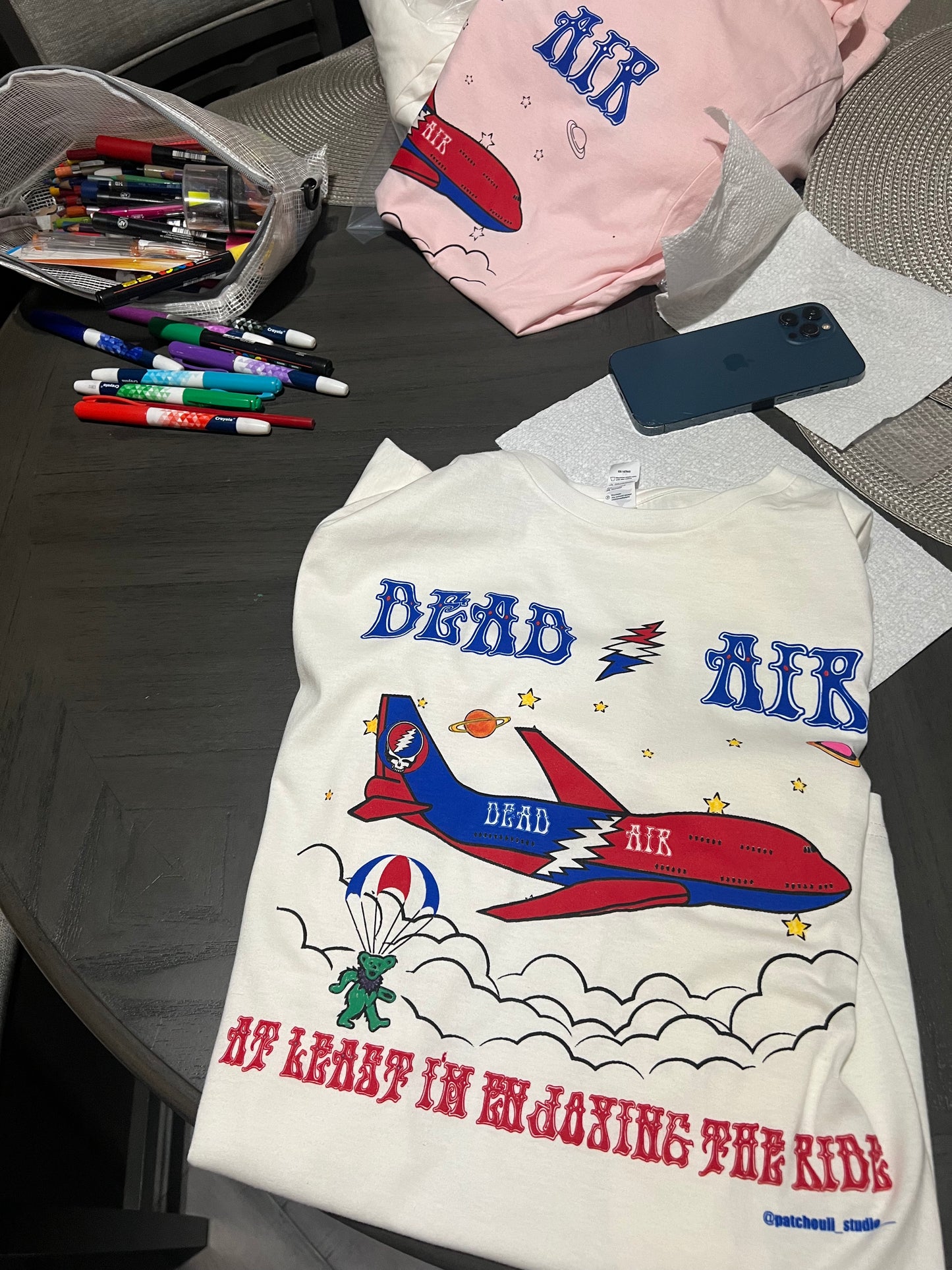 DEAD AIR T-SHIRT- patchouli Studio